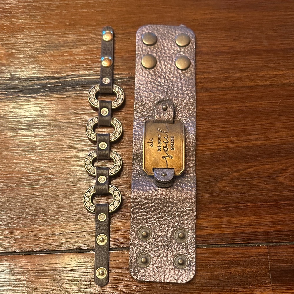 Brown Leather Bracelet Set with Gold Accents